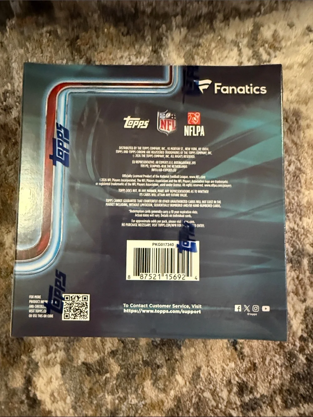Topps Chrome 2025 NFL Box Fanatics Exclusive Mega Box, BRAND NEW IN BOX - Topps